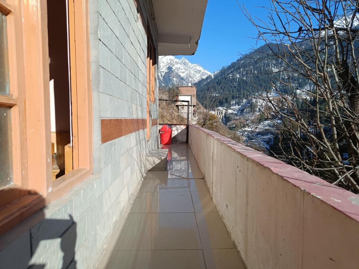 Snow Oak Guest House Kasol Zewnętrze zdjęcie