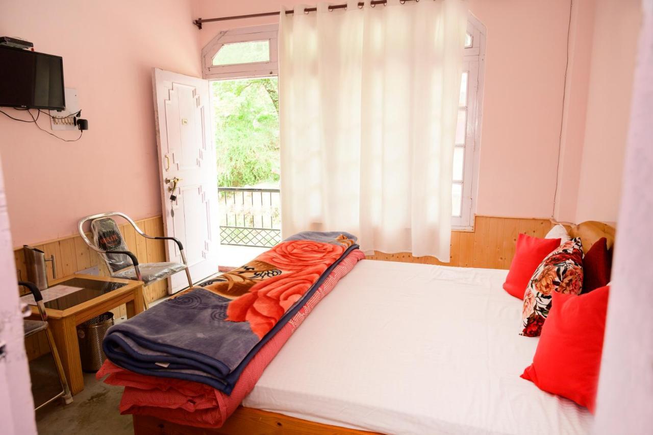 Snow Oak Guest House Kasol Zewnętrze zdjęcie