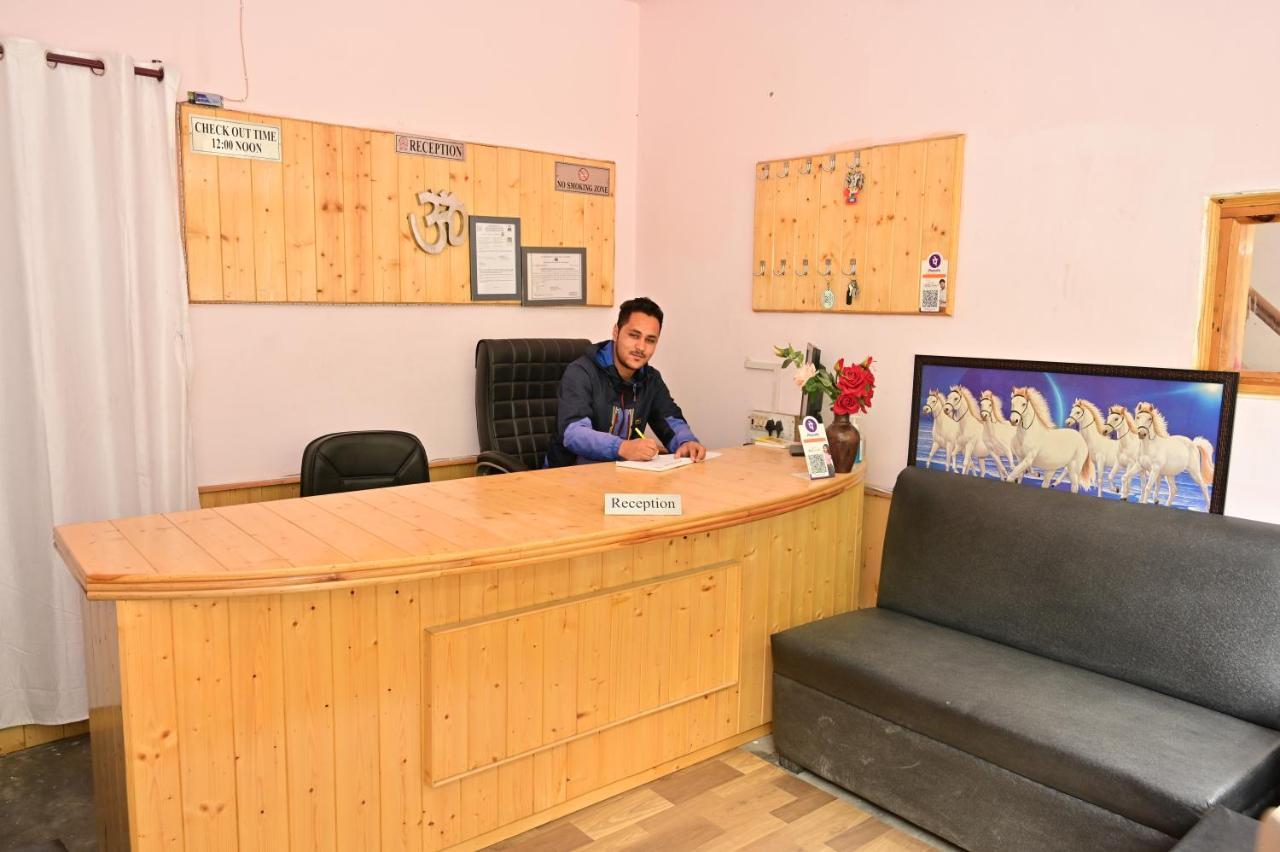 Snow Oak Guest House Kasol Zewnętrze zdjęcie